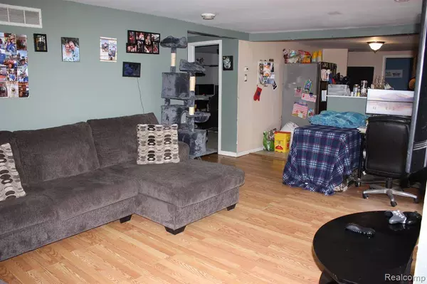 5068 Burma Road, Kimball, MI 48074