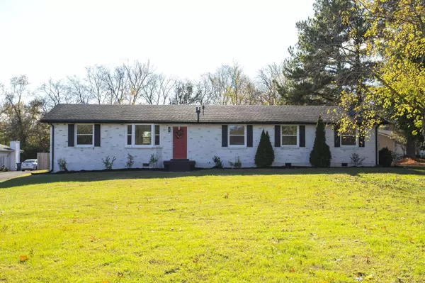 3805 Marydale Ct, Nashville, TN 37207