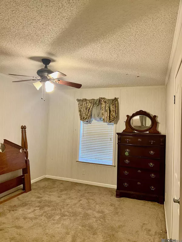 476 LEMON B RD, Slaughter, LA 70777