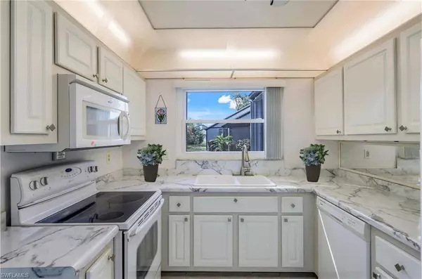 10431 New Bedford CT, Lehigh Acres, FL 33936