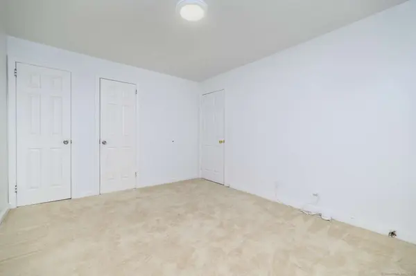 2475 Summer Street #APT 1H, Stamford, CT 06905