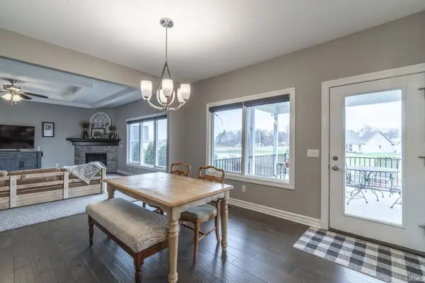 15160 Whisper Rock Boulevard, Fort Wayne, IN 46845