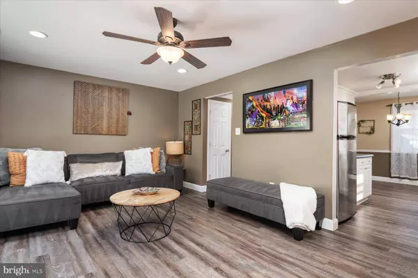 136 SHELLCOVE RD, Pasadena, MD 21122