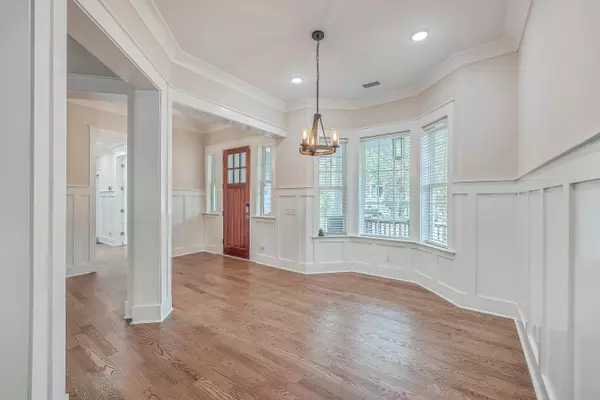 6907 Lone Pine Ct, Hanahan, SC 29410