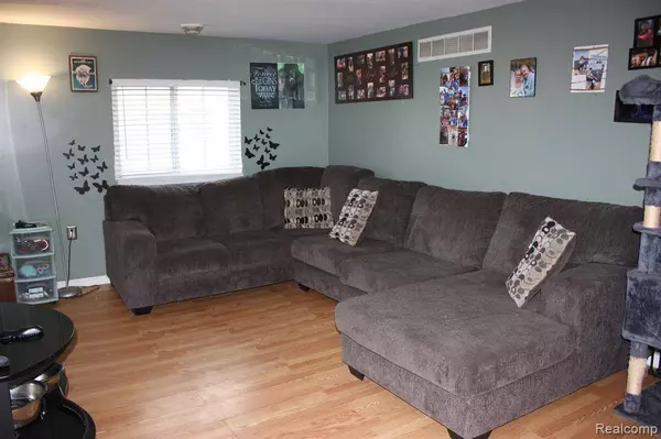 5068 Burma Road, Kimball, MI 48074