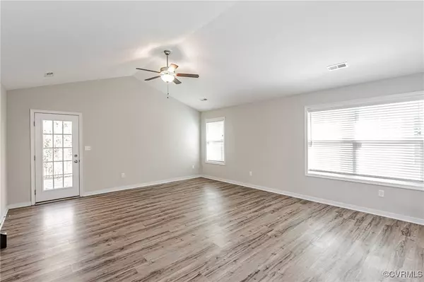 3328 Rock Creek Villa DR, Quinton, VA 23141