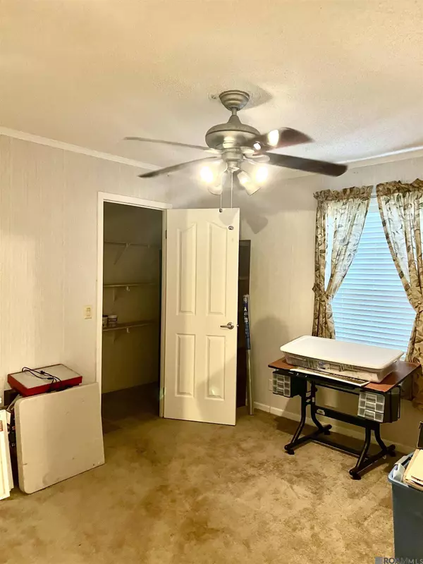 476 LEMON B RD, Slaughter, LA 70777