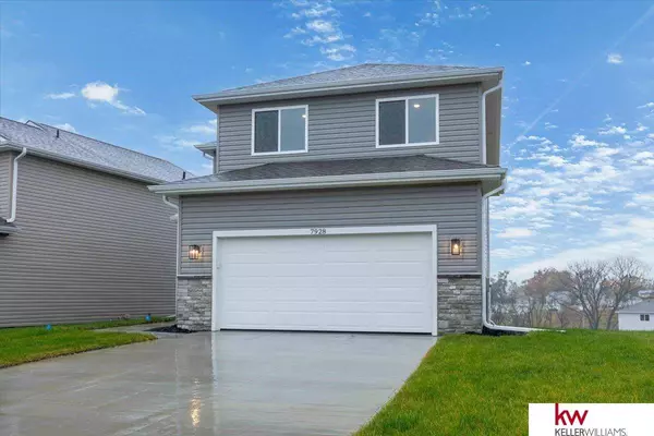 7928 N 93 Street, Omaha, NE 68122