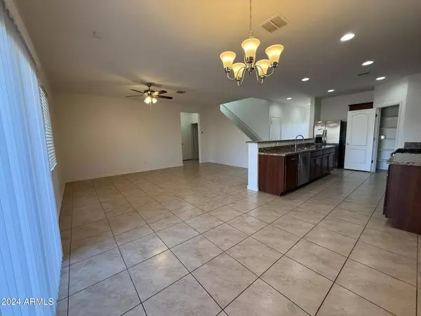 39972 W PRYOR Lane, Maricopa, AZ 85138