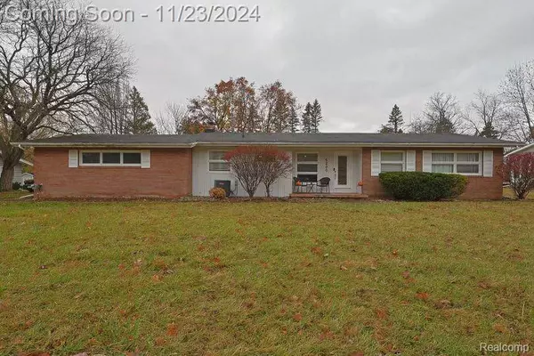 6200 MAPLERIDGE Drive, Flint, MI 48532