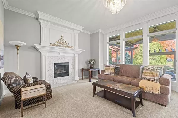 12322 W 164th TER, Overland Park, KS 66221