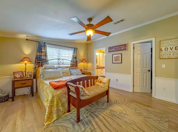 11325 NW Faircloth Road, Bristol, FL 32321