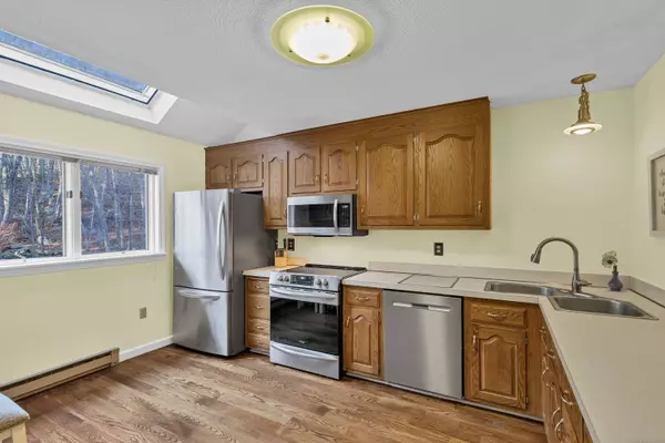 97 West Main Street #APT 23, East Lyme, CT 06357