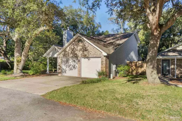 1136 Nestling Ct, Gulf Breeze, FL 32563