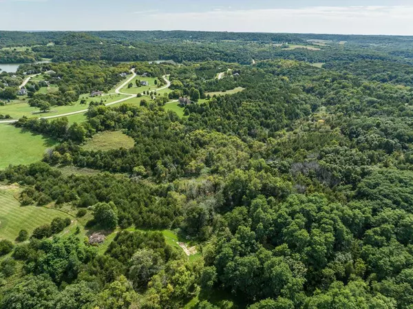 240 Thunder Bay Road, Galena, IL 61036