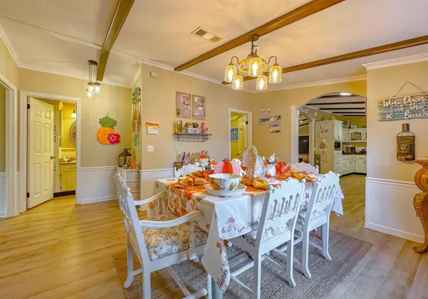 11325 NW Faircloth Road, Bristol, FL 32321