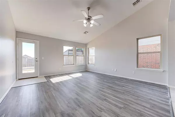 18300 Tambor DR, Edmond, OK 73012