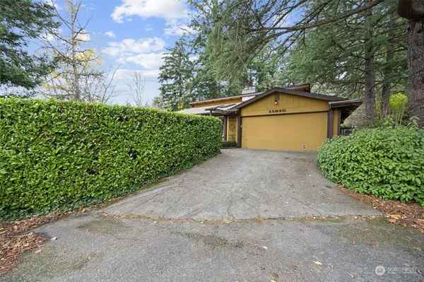 11510 90th AVE SW, Lakewood, WA 98498