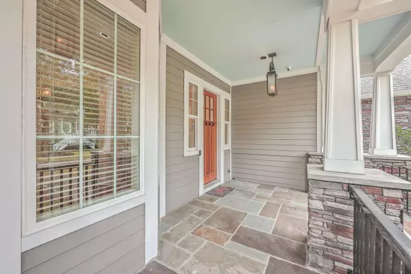 6907 Lone Pine Ct, Hanahan, SC 29410