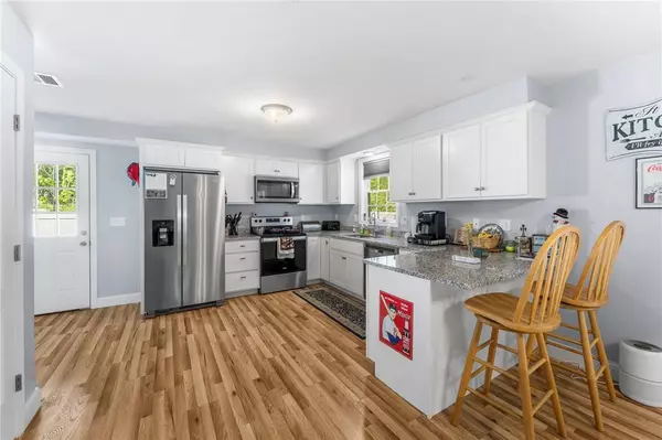 113 Van Zandt AVE, Warwick, RI 02889