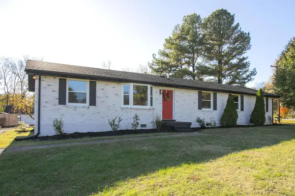 3805 Marydale Ct, Nashville, TN 37207