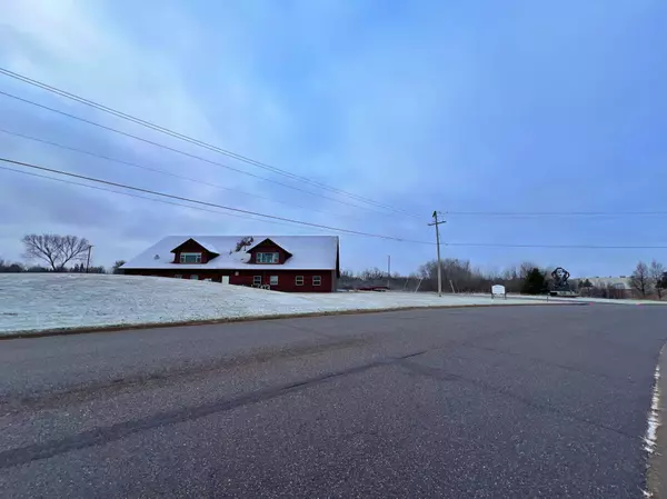 601 Bunker Hill DR, Aitkin, MN 56431