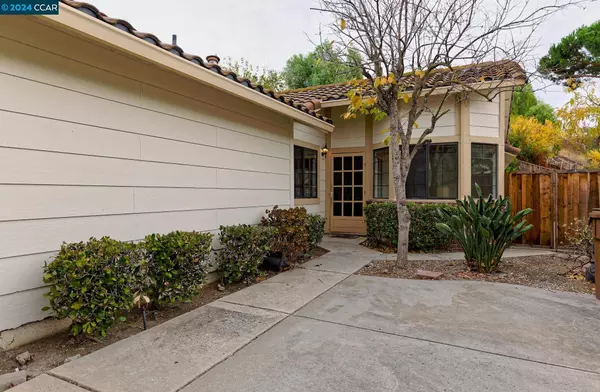 2928 Morro Dr, Antioch, CA 94531