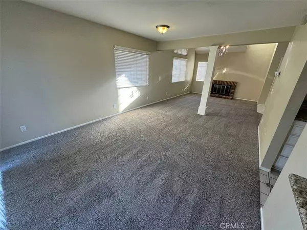 6215 Heatherwood DR, Jurupa Valley, CA 92509