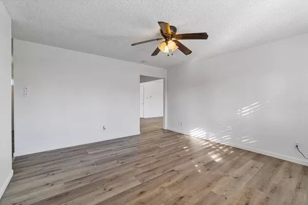 1829 W Norwich Avenue, Fresno, CA 93705