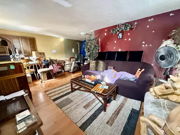 5317 North AVE, Carmichael, CA 95608