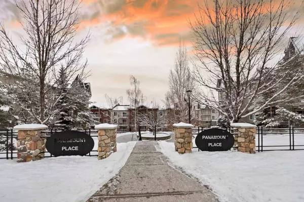 70 Panamount DR NW #2107, Calgary, AB T3K 6K3