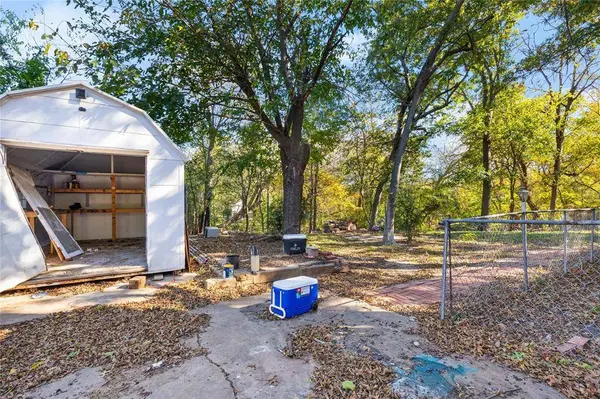 1525 N Shannon Street #S, Sherman, TX 75092