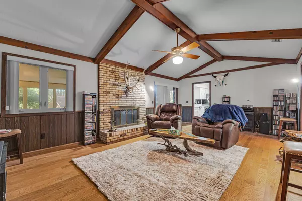 3844 Millsaps Dr., Laurel, MS 39440