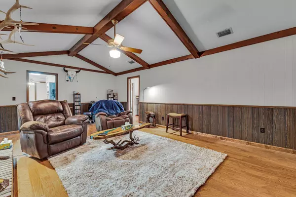 3844 Millsaps Dr., Laurel, MS 39440