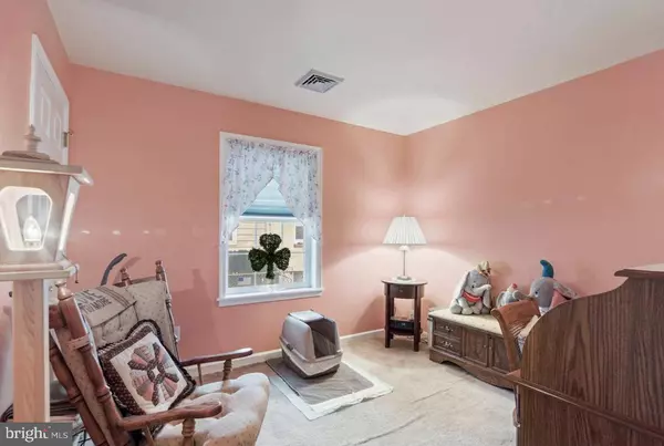 204 BILLINGS AVE, Paulsboro, NJ 08066