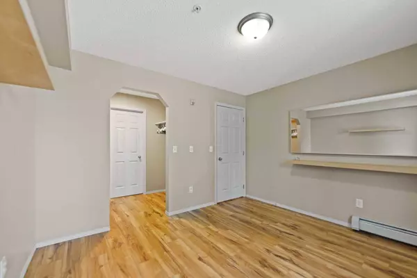 70 Panamount DR NW #2107, Calgary, AB T3K 6K3