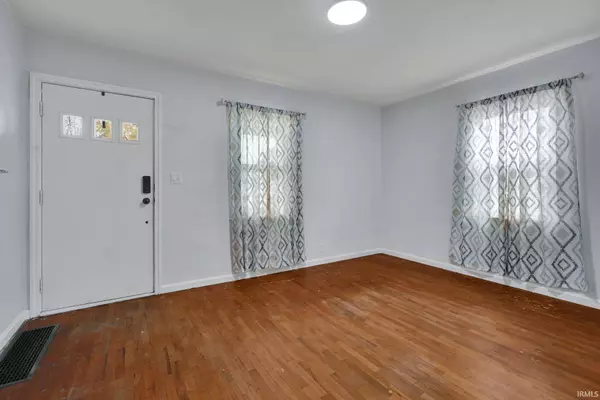 213 N Kelsey Avenue, Evansville, IN 47711