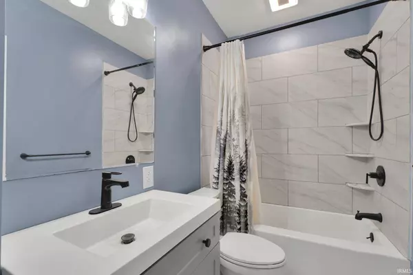 213 N Kelsey Avenue, Evansville, IN 47711