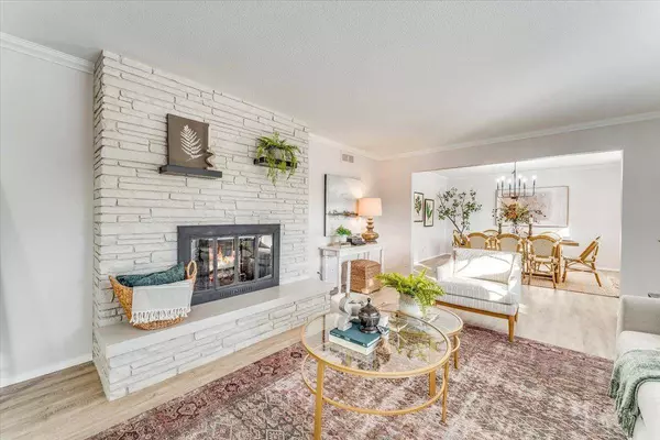 1231 S Fieldcrest St, Wichita, KS 67209