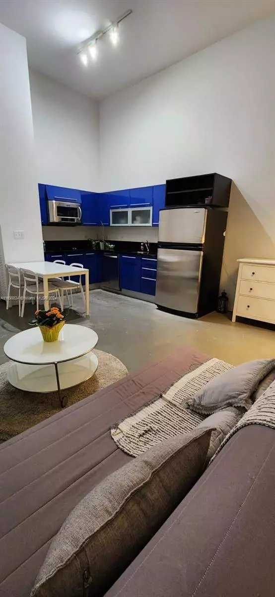 244 Biscayne Blvd #341, Miami, FL 33132