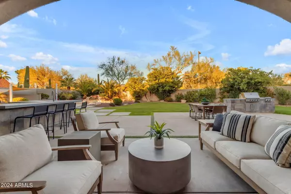 9590 E ALTADENA Avenue, Scottsdale, AZ 85260