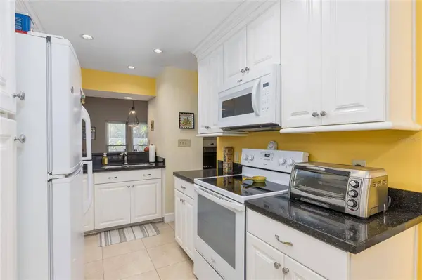 290 W SABAL PALM PL #290, Longwood, FL 32779