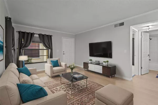 13608 S VILLAGE DR #6105, Tampa, FL 33618