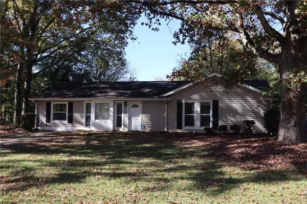 353 Hemlock DR, Lawrenceville, GA 30046