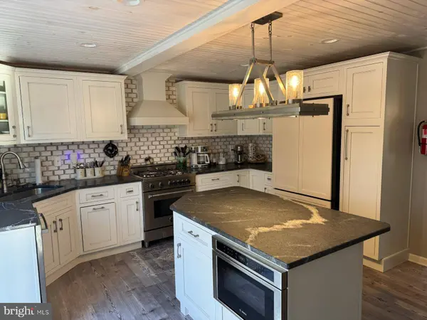 431 EWAN RD, Mullica Hill, NJ 08062