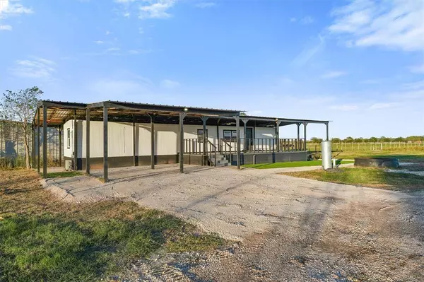 8806 Adams Flat RD, Brookshire, TX 77423