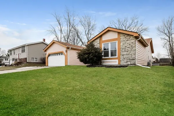 8037 W Magnolia Drive, Frankfort, IL 60423