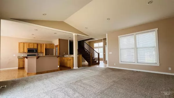 280 E Sunrise Rim Rd, Nampa, ID 83686