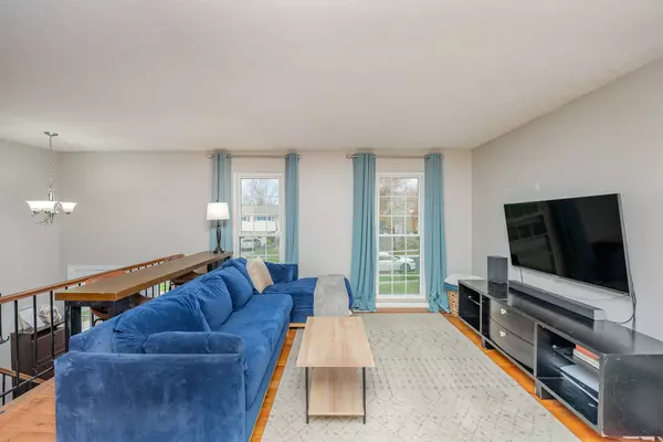 1879 Fallbrook Ln, Cincinnati, OH 45240-1013