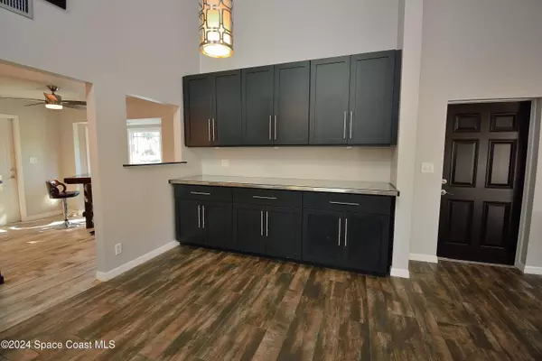 1815 Oak DR N, Rockledge, FL 32955